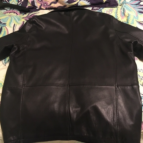 Andrew Marc Leather Jacket - Picture 3 of 4